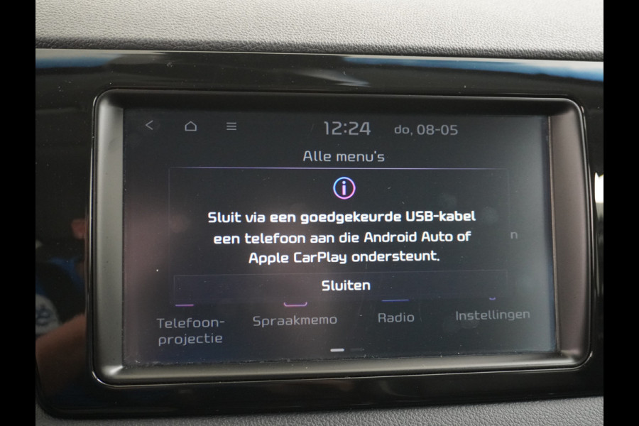 Kia e-Niro 64kWh 204PK Leder Camera Adaptive-Cruise Warmtepomp Apple Carplay Android Auto Navi Ecc DAB Pdc Executive-Line Stoel Verwarming/ Keyless Led Achterbank+Stuur Verwarming Dodehoek assistent Regen-Lichtsensor JBL-Soundsystem Bluetooth Draadloze tel.lader Lmv 17" 1e Eigenaar! Krachtige en zuinige aandrijflijn met grootste accu! €45.000 Nieuw