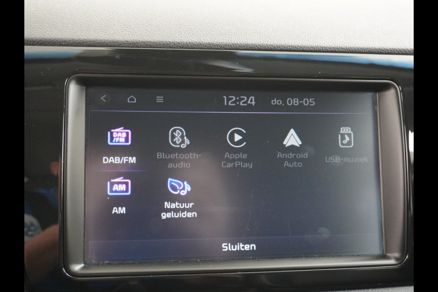 Kia e-Niro 64kWh 204PK Leder Camera Adaptive-Cruise Warmtepomp Apple Carplay Android Auto Navi Ecc DAB Pdc Executive-Line Stoel Verwarming/ Keyless Led Achterbank+Stuur Verwarming Dodehoek assistent Regen-Lichtsensor JBL-Soundsystem Bluetooth Draadloze tel.lader Lmv 17" 1e Eigenaar! Krachtige en zuinige aandrijflijn met grootste accu! €45.000 Nieuw