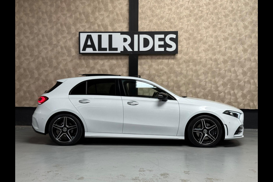 Mercedes-Benz A-Klasse 220 4MATIC Premium Plus AMG Night | Pano | Keyless | Sfeerverlichting | Memory seats