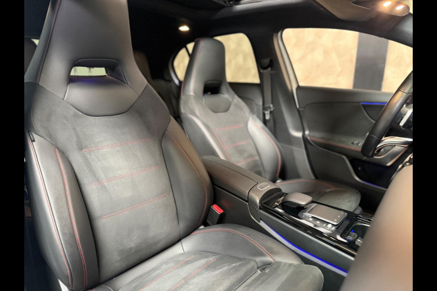 Mercedes-Benz A-Klasse 220 4MATIC Premium Plus AMG Night | Pano | Keyless | Sfeerverlichting | Memory seats