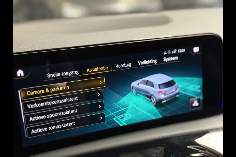 Mercedes-Benz A-Klasse 220 4MATIC Premium Plus AMG Night | Pano | Keyless | Sfeerverlichting | Memory seats