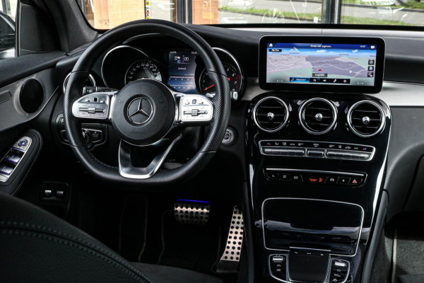 Mercedes-Benz GLC 300e 4MATIC AMG - CAMERA - SFEERVERLICHTING