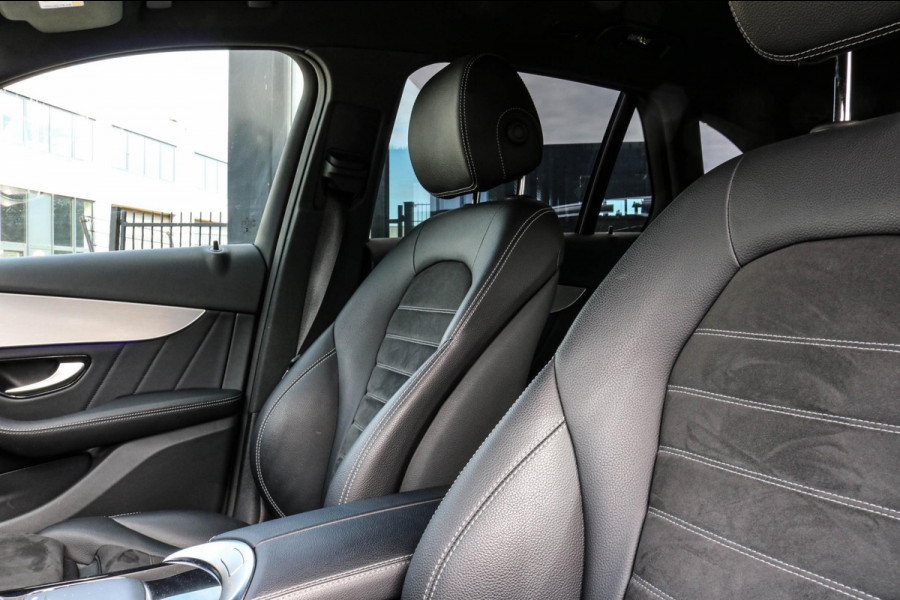 Mercedes-Benz GLC 300e 4MATIC AMG - CAMERA - SFEERVERLICHTING
