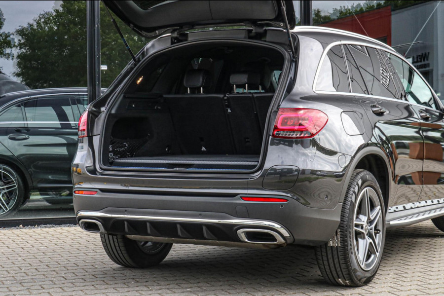 Mercedes-Benz GLC 300e 4MATIC AMG - CAMERA - SFEERVERLICHTING