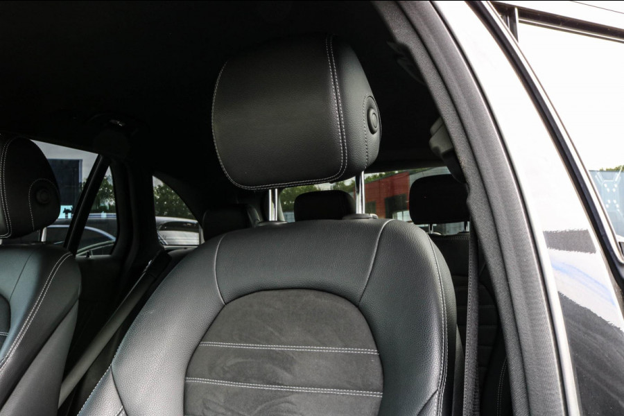 Mercedes-Benz GLC 300e 4MATIC AMG - CAMERA - SFEERVERLICHTING