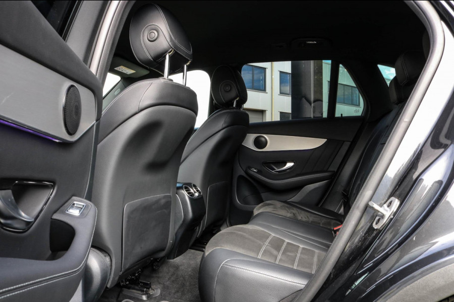 Mercedes-Benz GLC 300e 4MATIC AMG - CAMERA - SFEERVERLICHTING