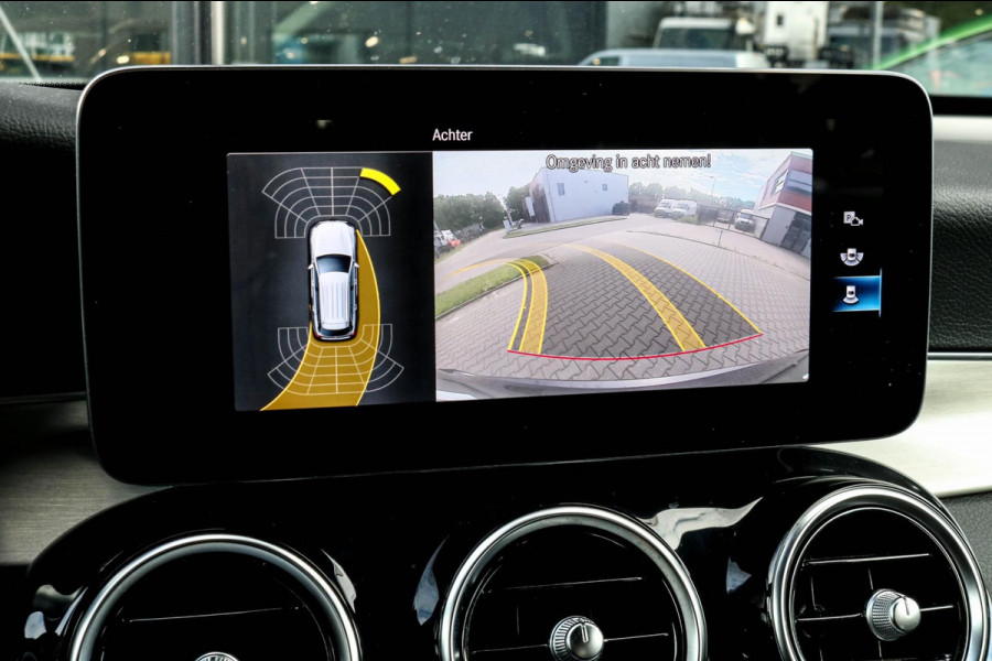 Mercedes-Benz GLC 300e 4MATIC AMG - CAMERA - SFEERVERLICHTING