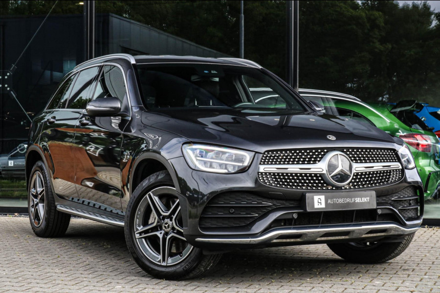 Mercedes-Benz GLC 300e 4MATIC AMG - CAMERA - SFEERVERLICHTING
