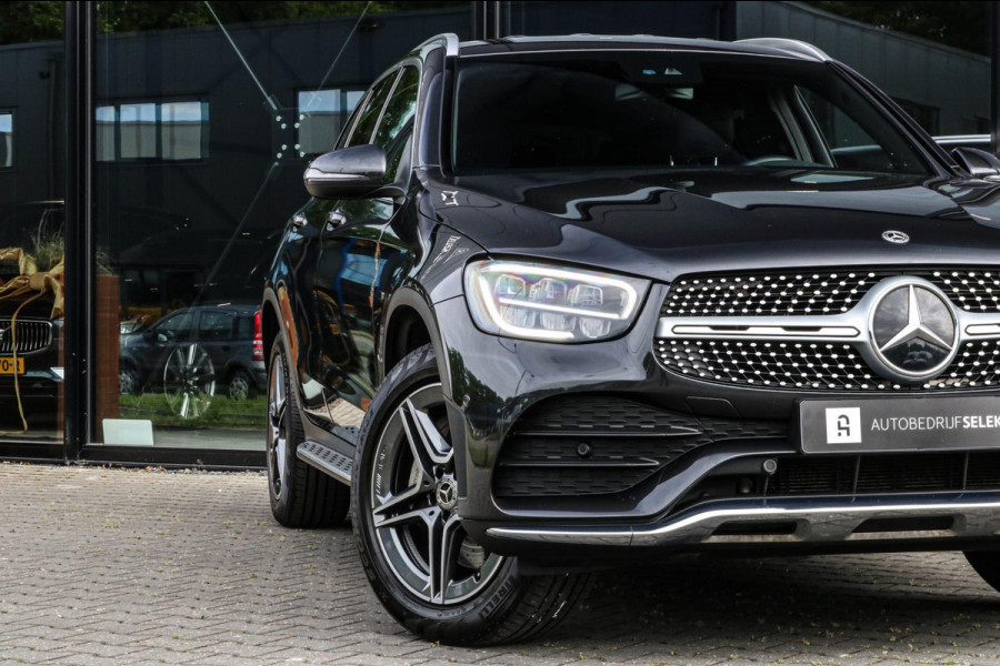 Mercedes-Benz GLC 300e 4MATIC AMG - CAMERA - SFEERVERLICHTING