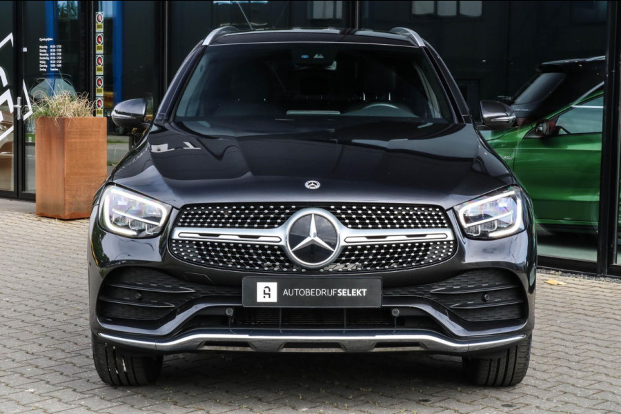 Mercedes-Benz GLC 300e 4MATIC AMG - CAMERA - SFEERVERLICHTING