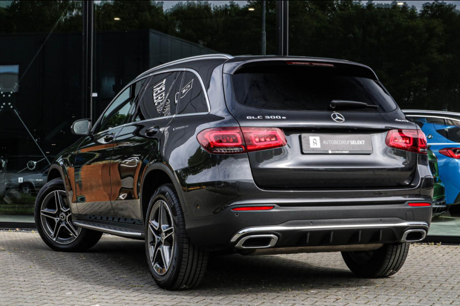 Mercedes-Benz GLC 300e 4MATIC AMG - CAMERA - SFEERVERLICHTING