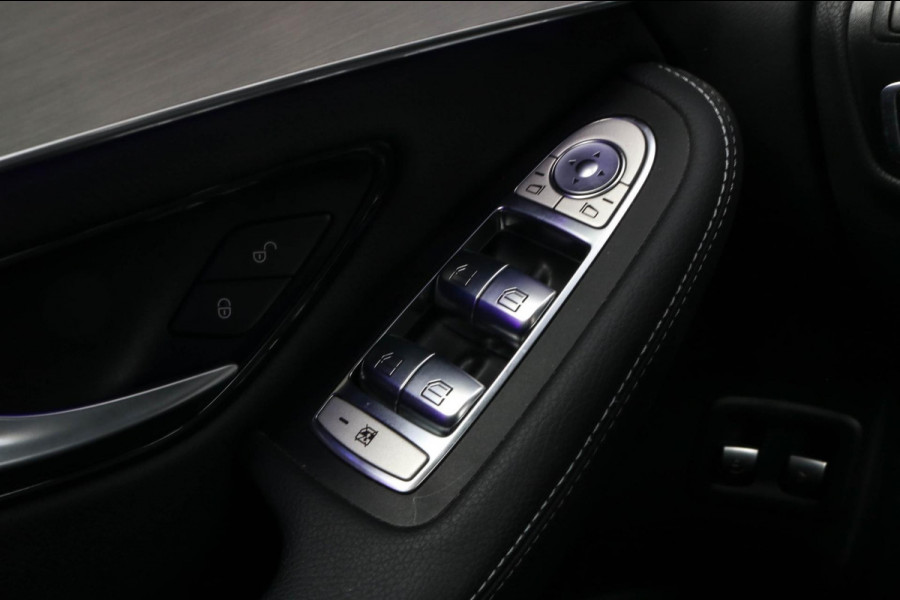 Mercedes-Benz GLC 300e 4MATIC AMG - CAMERA - SFEERVERLICHTING