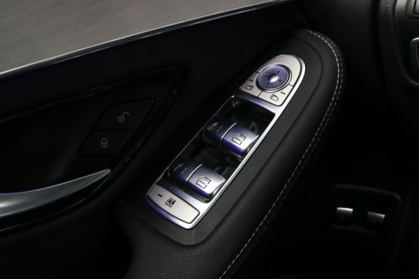 Mercedes-Benz GLC 300e 4MATIC AMG - CAMERA - SFEERVERLICHTING