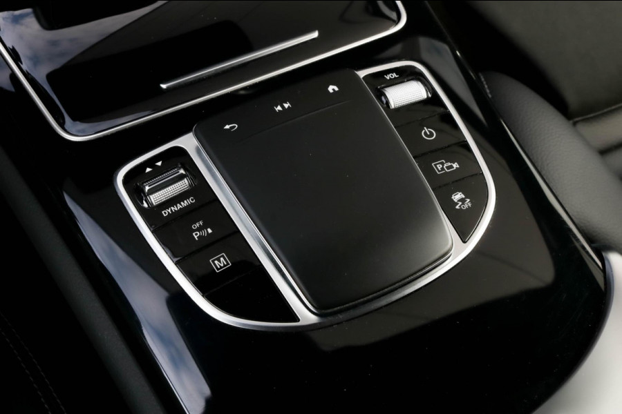 Mercedes-Benz GLC 300e 4MATIC AMG - CAMERA - SFEERVERLICHTING