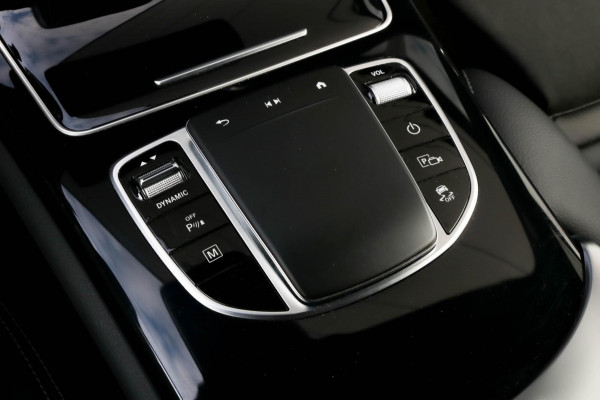 Mercedes-Benz GLC 300e 4MATIC AMG - CAMERA - SFEERVERLICHTING