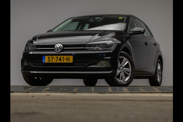 Volkswagen Polo 1.0 TSI Comfortline Sport (APPLE CARPLAY,NAVI,LED,CRUISE,CLIMATE,DAB,SPOILER,SPORTSTOELEN,LM VELGEN,NETTE STAAT)