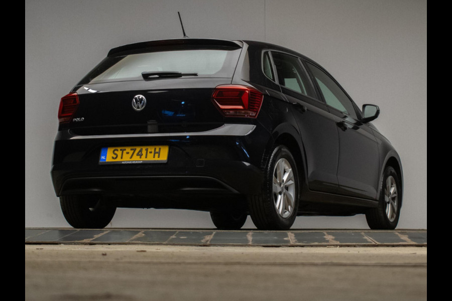 Volkswagen Polo 1.0 TSI Comfortline Sport (APPLE CARPLAY,NAVI,LED,CRUISE,CLIMATE,DAB,SPOILER,SPORTSTOELEN,LM VELGEN,NETTE STAAT)