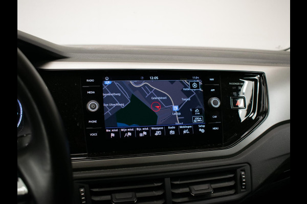 Volkswagen Polo 1.0 TSI Comfortline Sport (APPLE CARPLAY,NAVI,LED,CRUISE,CLIMATE,DAB,SPOILER,SPORTSTOELEN,LM VELGEN,NETTE STAAT)