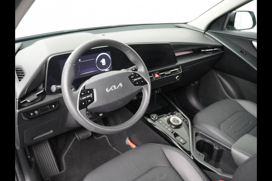 Kia Niro EV Edition Advanced 64.8 kWh - Stoel-/stuurverwarming - Navigatie - Cruise Control - Climate Control - Keyless Entry - Fabrieksgarantie tot 06-2031