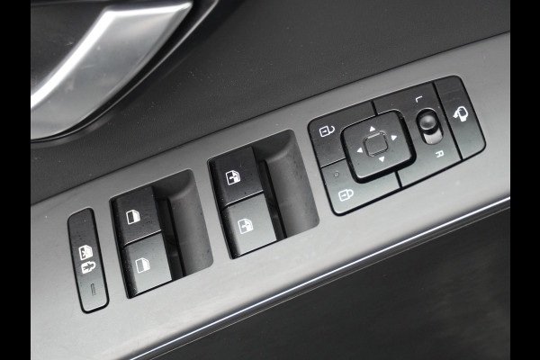 Kia Niro EV Edition Advanced 64.8 kWh - Stoel-/stuurverwarming - Navigatie - Cruise Control - Climate Control - Keyless Entry - Fabrieksgarantie tot 06-2031