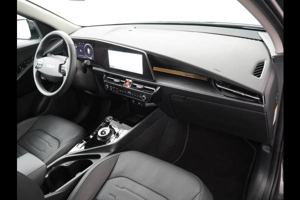 Kia Niro EV Edition Advanced 64.8 kWh - Stoel-/stuurverwarming - Navigatie - Cruise Control - Climate Control - Keyless Entry - Fabrieksgarantie tot 06-2031