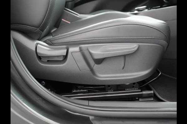 Kia Niro EV Edition Advanced 64.8 kWh - Stoel-/stuurverwarming - Navigatie - Cruise Control - Climate Control - Keyless Entry - Fabrieksgarantie tot 06-2031