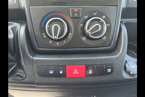 Peugeot Boxer 335 2.2 BlueHDi L2 H2 - 140 Pk - Euro 6 - Navi - ParkeerCamera - Airco - Cruise Control