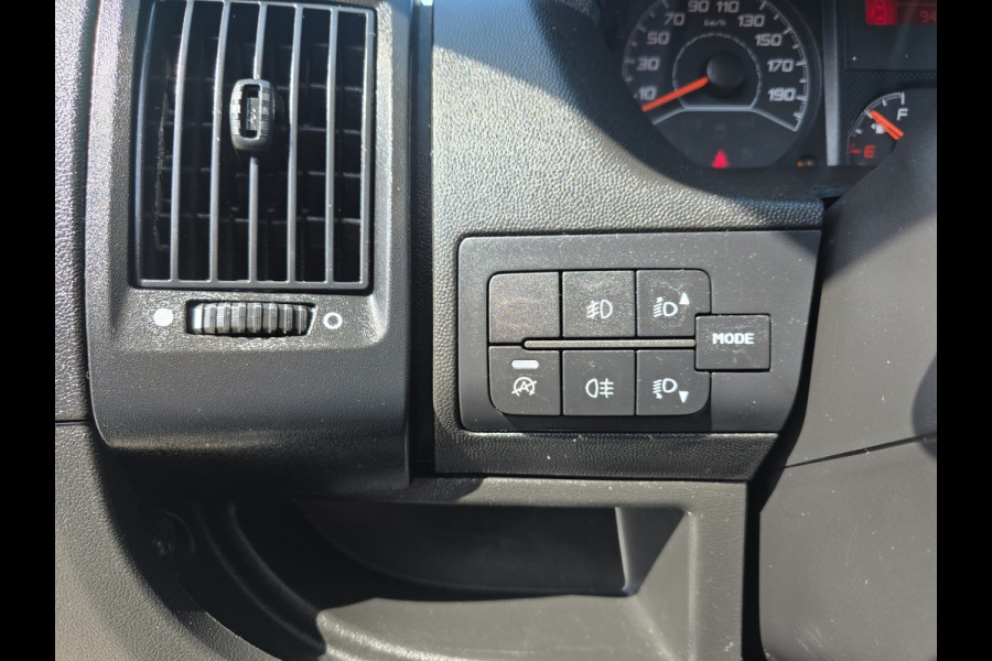Peugeot Boxer 335 2.2 BlueHDi L2 H2 - 140 Pk - Euro 6 - Navi - ParkeerCamera - Airco - Cruise Control