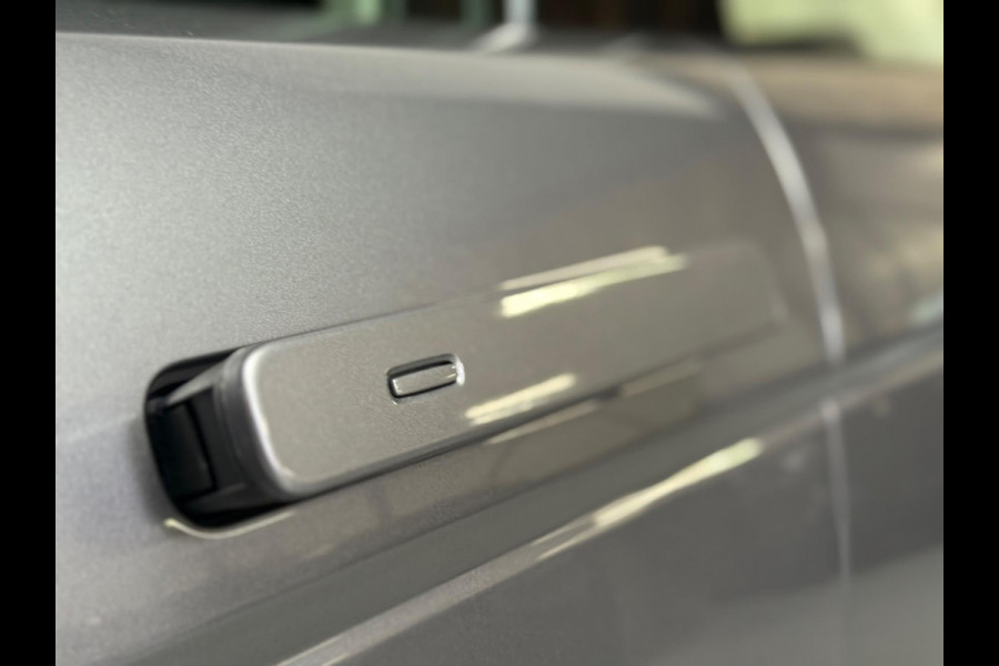 Land Rover Range Rover Evoque 1.5 P300e AWD S | Pano | Keyless | 360 camera | ACC