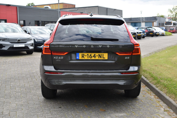 Volvo XC60 B5 265PK Automaat Momentum Business Camera | Trekhaak | ACC | All seasons | Leder | Elektr. stoel | Stoelverwarming