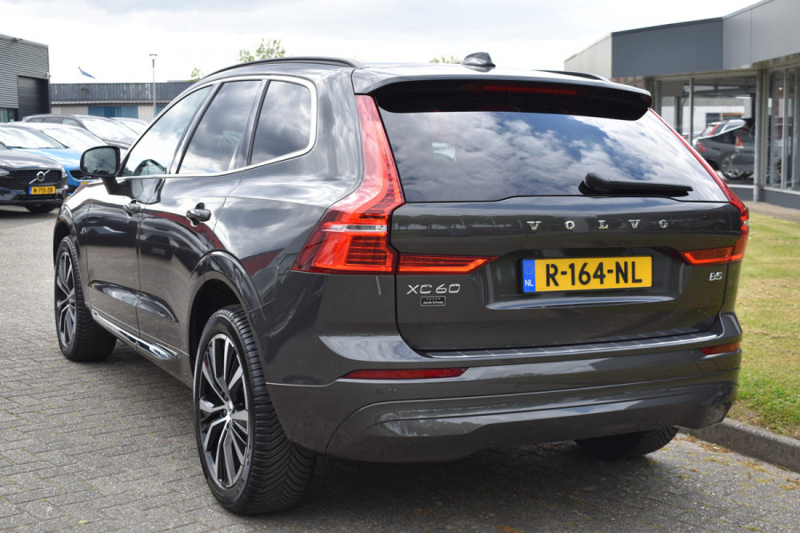 Volvo XC60 B5 265PK Automaat Momentum Business Camera | Trekhaak | ACC | All seasons | Leder | Elektr. stoel | Stoelverwarming