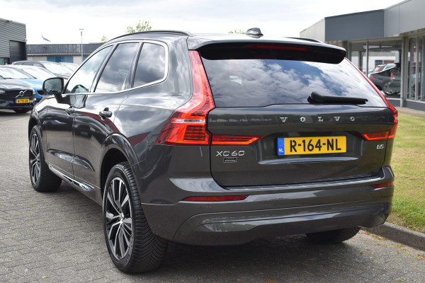 Volvo XC60 B5 265PK Automaat Momentum Business Camera | Trekhaak | ACC | All seasons | Leder | Elektr. stoel | Stoelverwarming