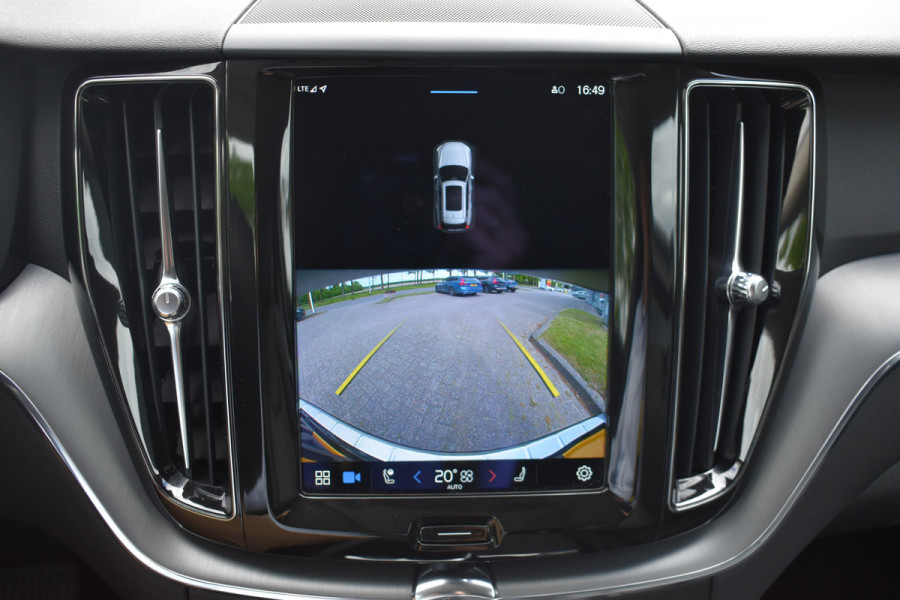 Volvo XC60 B5 265PK Automaat Momentum Business Camera | Trekhaak | ACC | All seasons | Leder | Elektr. stoel | Stoelverwarming