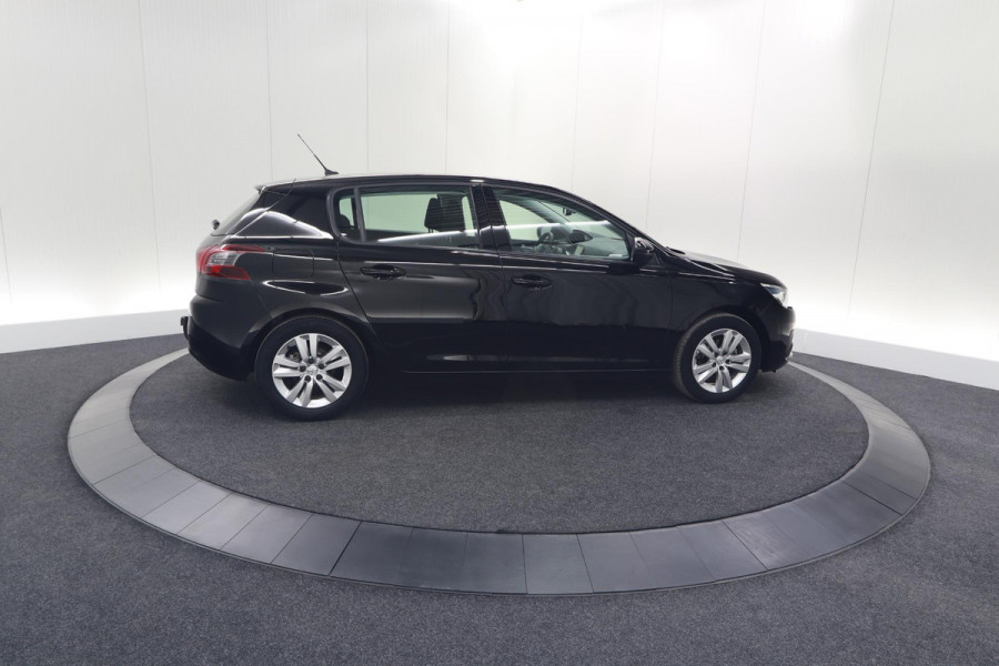 Peugeot 308 PureTech 110 Blue Lease Active | Trekhaak | Camera | Apple Carplay | Parkeersensoren