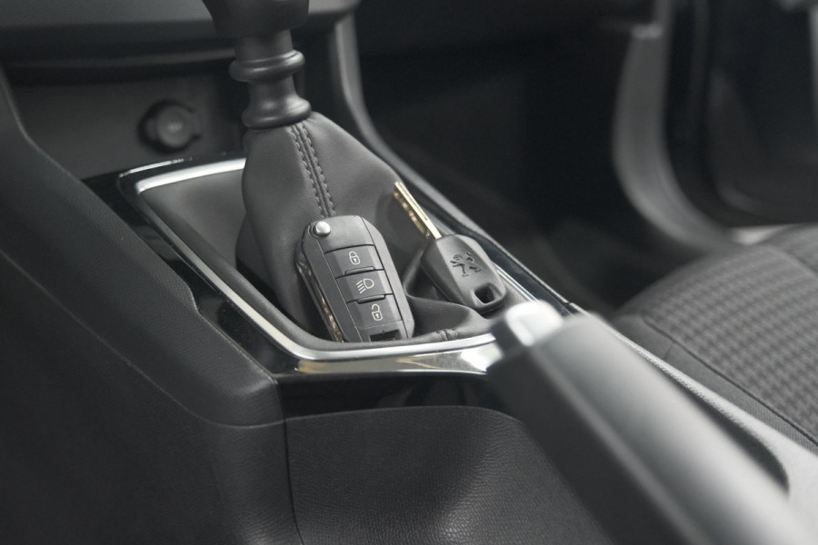 Peugeot 308 PureTech 110 Blue Lease Active | Trekhaak | Camera | Apple Carplay | Parkeersensoren