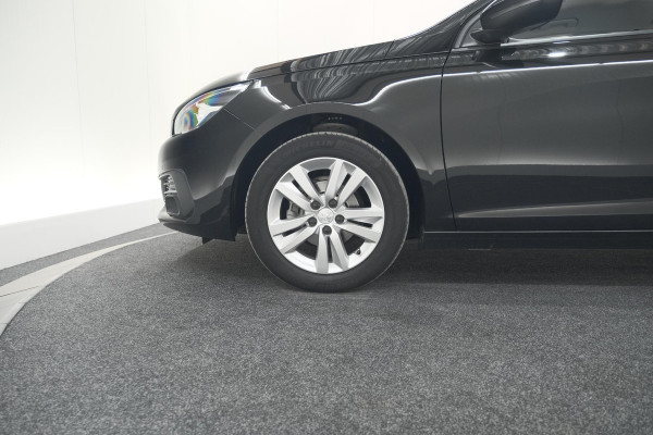 Peugeot 308 PureTech 110 Blue Lease Active | Trekhaak | Camera | Apple Carplay | Parkeersensoren