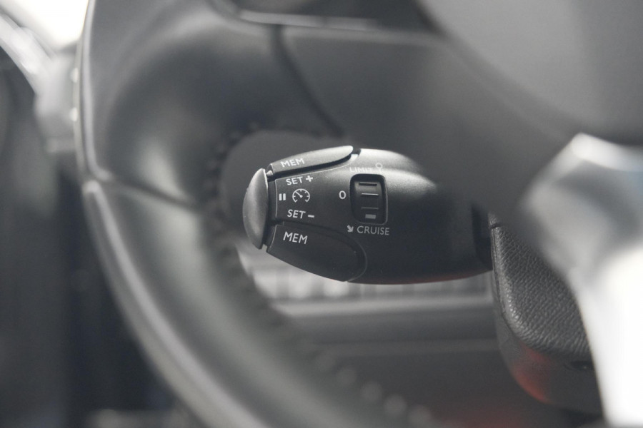 Peugeot 308 PureTech 110 Blue Lease Active | Trekhaak | Camera | Apple Carplay | Parkeersensoren