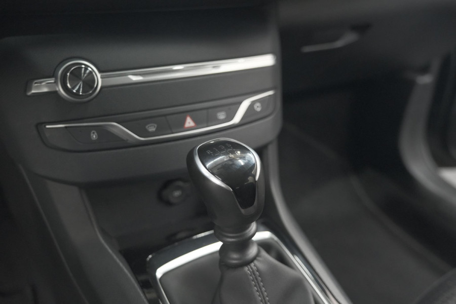 Peugeot 308 PureTech 110 Blue Lease Active | Trekhaak | Camera | Apple Carplay | Parkeersensoren