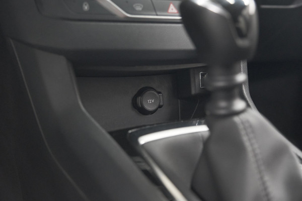 Peugeot 308 PureTech 110 Blue Lease Active | Trekhaak | Camera | Apple Carplay | Parkeersensoren