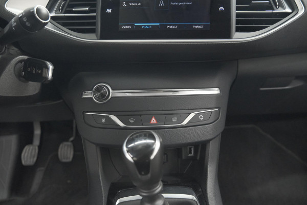 Peugeot 308 PureTech 110 Blue Lease Active | Trekhaak | Camera | Apple Carplay | Parkeersensoren