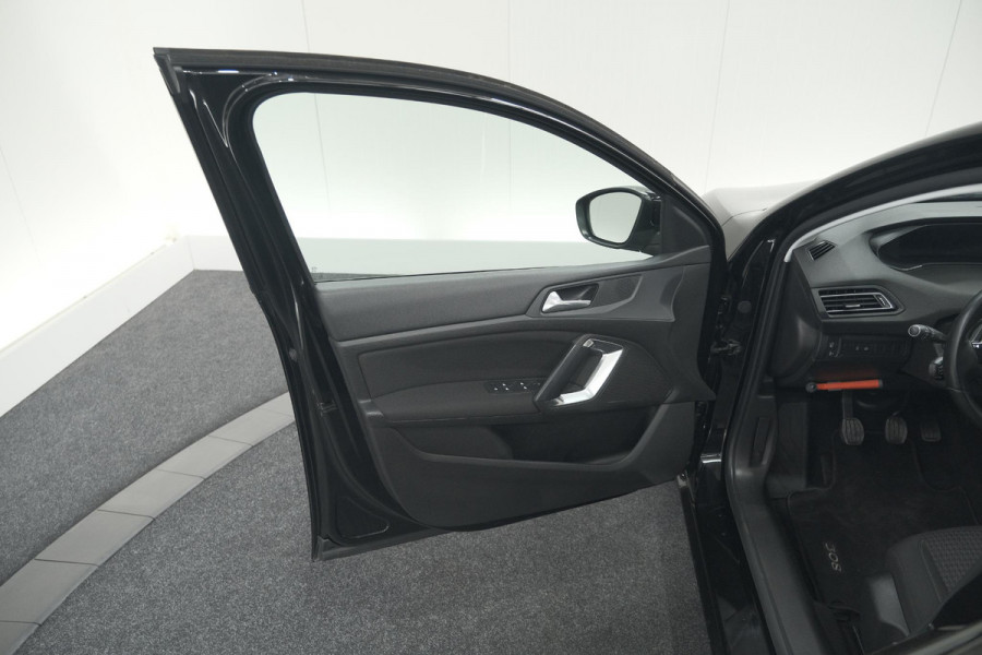 Peugeot 308 PureTech 110 Blue Lease Active | Trekhaak | Camera | Apple Carplay | Parkeersensoren