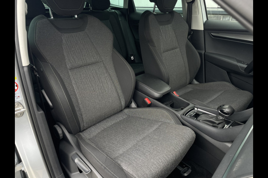 Škoda Karoq 1.5 TSI ACT Style | LED | Elek. Trekhaak | Navi | Virtual Cockpit | Carplay | Camera