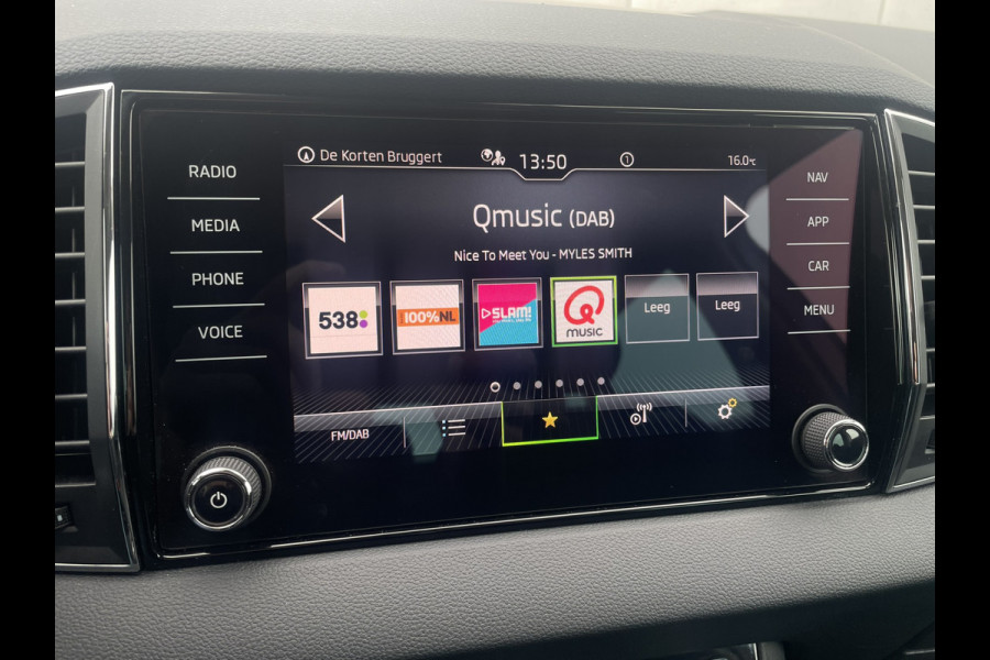 Škoda Karoq 1.5 TSI ACT Style | LED | Elek. Trekhaak | Navi | Virtual Cockpit | Carplay | Camera