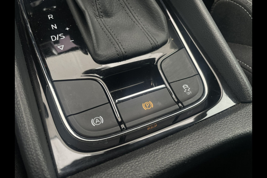 Škoda Karoq 1.5 TSI ACT Style | LED | Elek. Trekhaak | Navi | Virtual Cockpit | Carplay | Camera