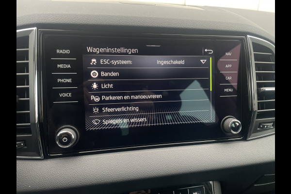 Škoda Karoq 1.5 TSI ACT Style | LED | Elek. Trekhaak | Navi | Virtual Cockpit | Carplay | Camera