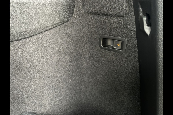 Škoda Karoq 1.5 TSI ACT Style | LED | Elek. Trekhaak | Navi | Virtual Cockpit | Carplay | Camera