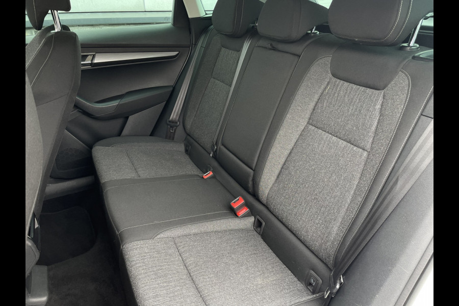 Škoda Karoq 1.5 TSI ACT Style | LED | Elek. Trekhaak | Navi | Virtual Cockpit | Carplay | Camera