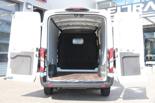 Ford Transit 2.0 TDCI 170PK | Aut. | L2H2 | Camera | Stoelverwarming | Airco..