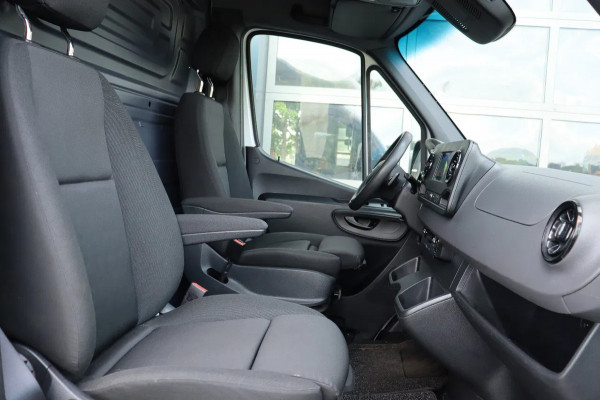 Mercedes-Benz Sprinter 314 CDi L2H2 l AUTOMAAT l NAVI l MBUX l CAMERA
