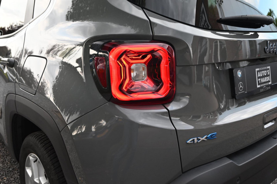 Jeep Renegade 1.3 T4 4xe Plug-in Hybrid Limited 190 PK Adaptive Leder Camera LED 17''